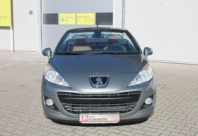 Gebraucht Peugeot 207 156 PS (114 kW) 2012 Grau Cabrio