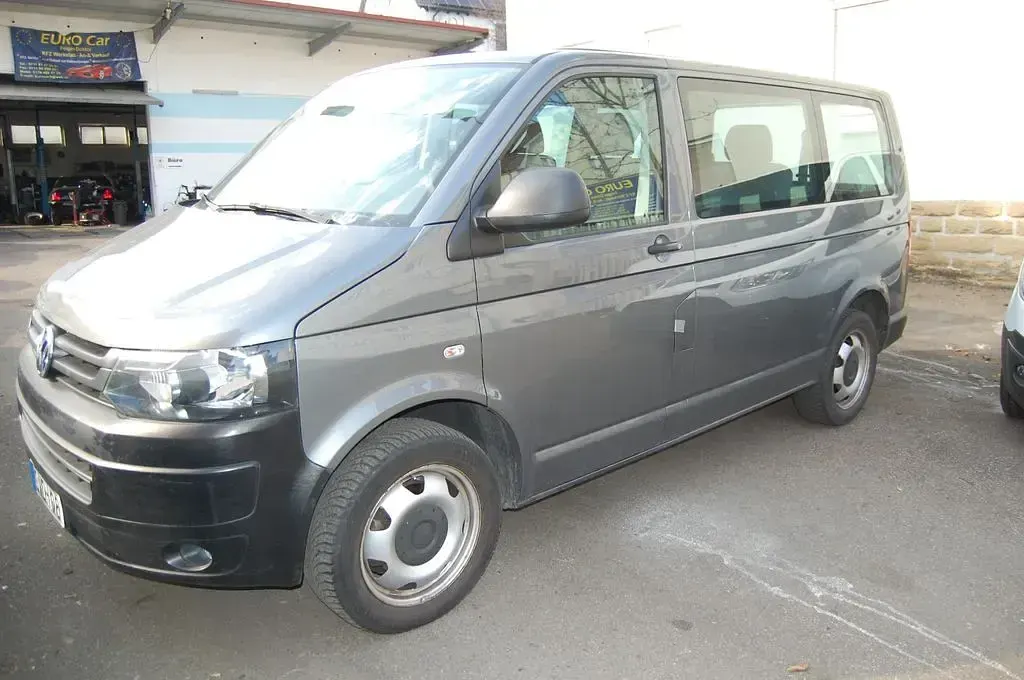 Gebraucht VW T5 179 PS (131 kW) 2015 Grau Van