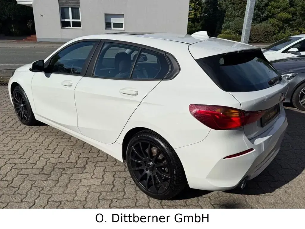 Gebraucht BMW 116 Sport Line 116 PS (85 kW) 2019 Weiß Kleinwagen