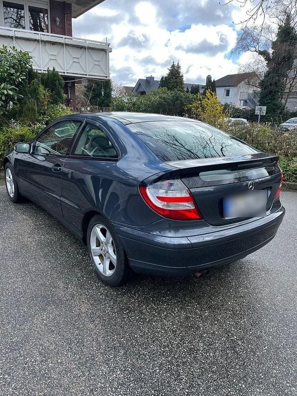 Gebraucht Mercedes C180 143 PS (105 kW) 2004 Coupé