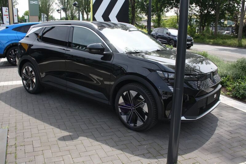 Gebraucht Renault Scenic E-Tech Techno 125 kW (170 PS) 2024 Sternenschwarz SUV