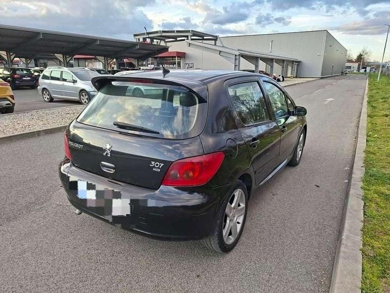 Gebraucht Peugeot 307 90 PS (66 kW) 2003 Limousine