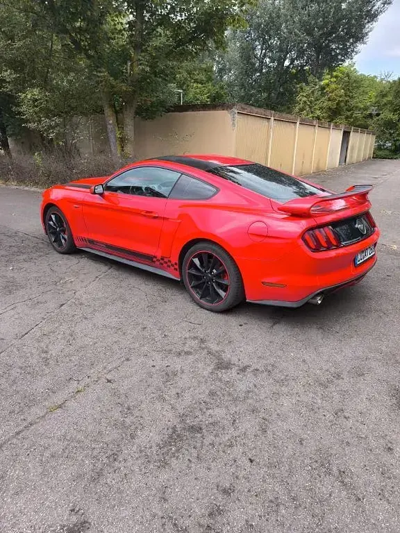 Gebraucht Ford Mustang 317 PS (233 kW) 2015 Rot Coupé