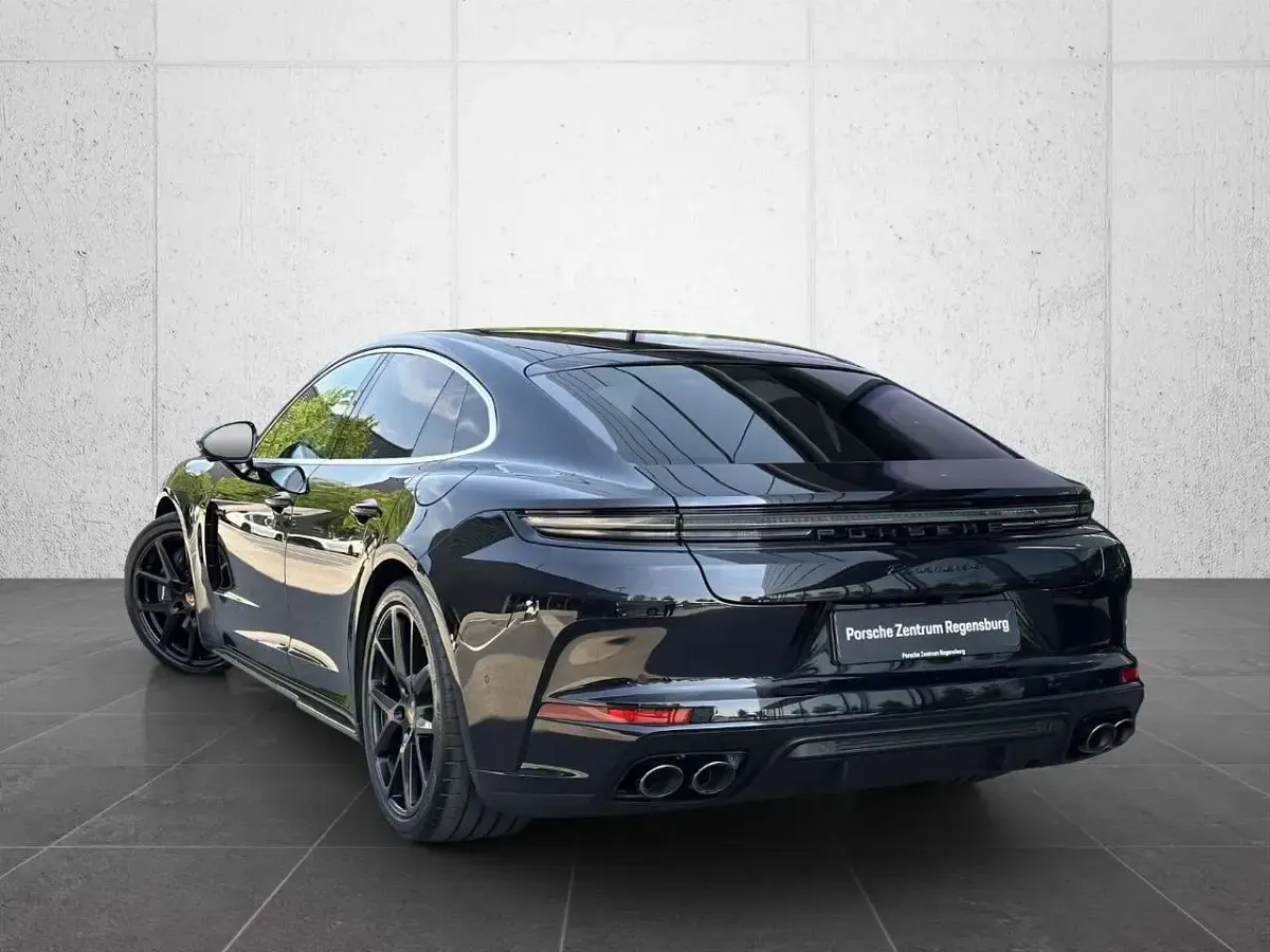 Neu Porsche Panamera 4 E-Hybrid 470 PS (345 kW) 2026 Schwarz Kleinwagen