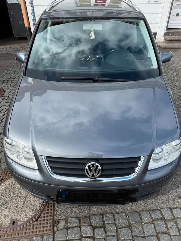 Gebraucht VW Touran 140 PS (102 kW) 2006 Grau Van / Kleinbus