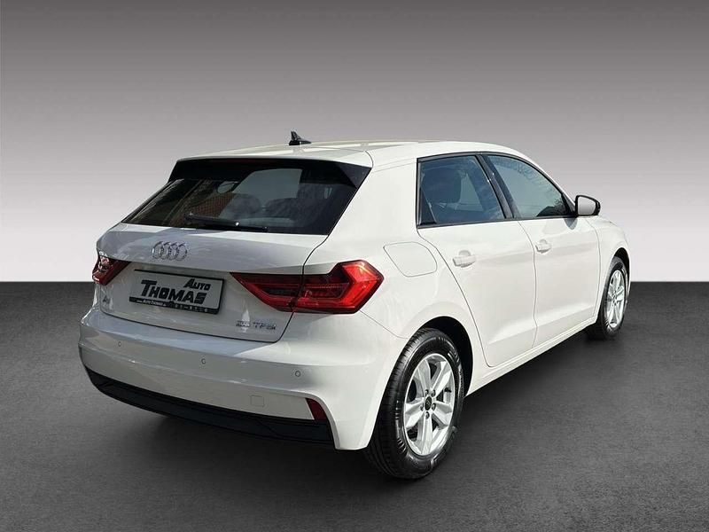 Gebraucht Audi A1 95 PS (69 kW) 2023 Cortinaweiß SUV