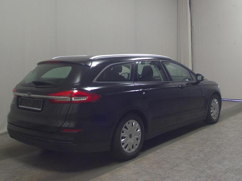 Gebraucht Ford Mondeo Trend 165 PS (121 kW) 2018 Schwarz Limousine