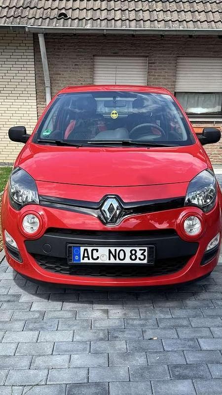 Rot Gebraucht 2014 Renault Twingo Expression Kleinwagen | 2.900 € (Guter Preis) - Bild 1/4