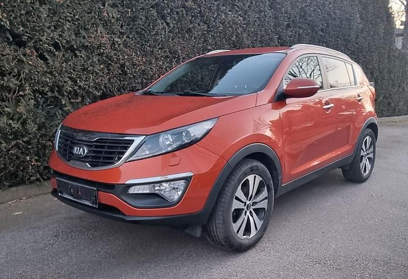 Gebraucht Kia Sportage Spirit 116 PS (85 kW) 2013 Orange SUV