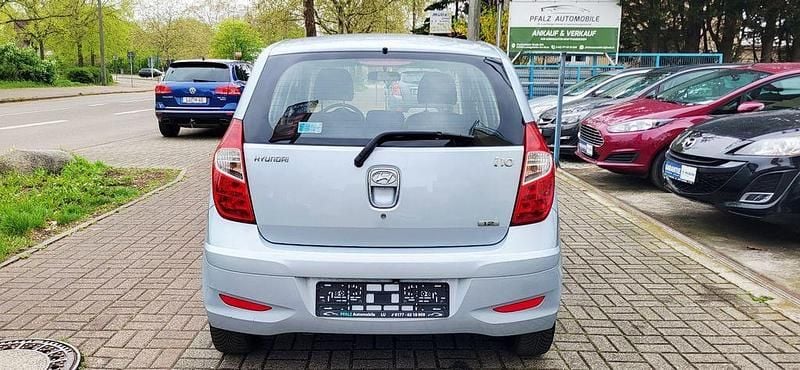 Gebraucht Hyundai i10 Style 86 PS (63 kW) 2011 Blau Kleinwagen