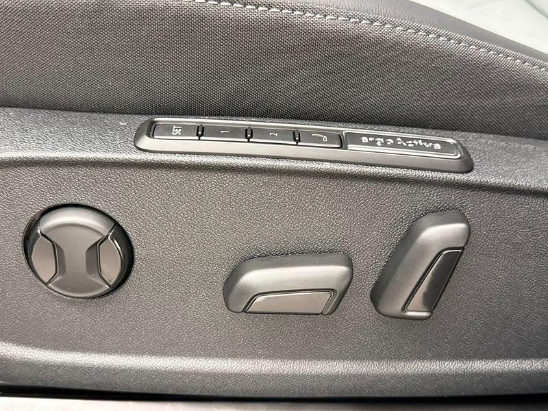 Gebraucht VW ID.3 Pro 150 kW (204 PS) 2026 Schwarz Kleinwagen