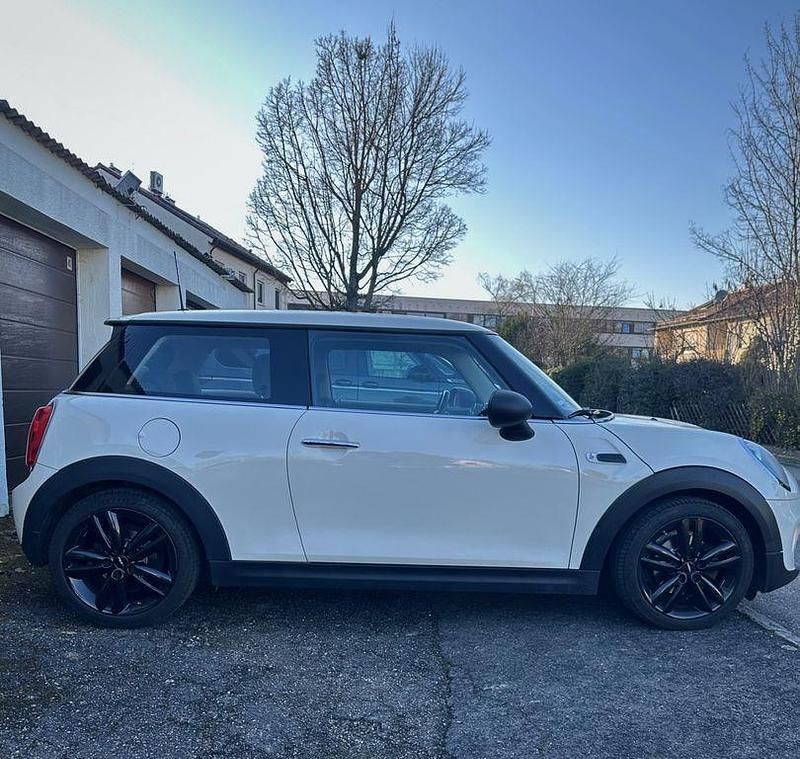 Gebraucht Mini John Cooper Works 102 PS (75 kW) 2017 Beige Kleinwagen