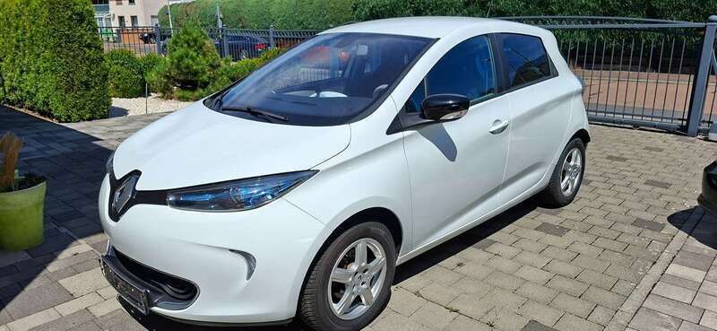Perlweiss metallic Gebraucht 2015 Renault Zoe Life Kleinwagen | 5.999 € (Fairer Preis) - Bild 1/4