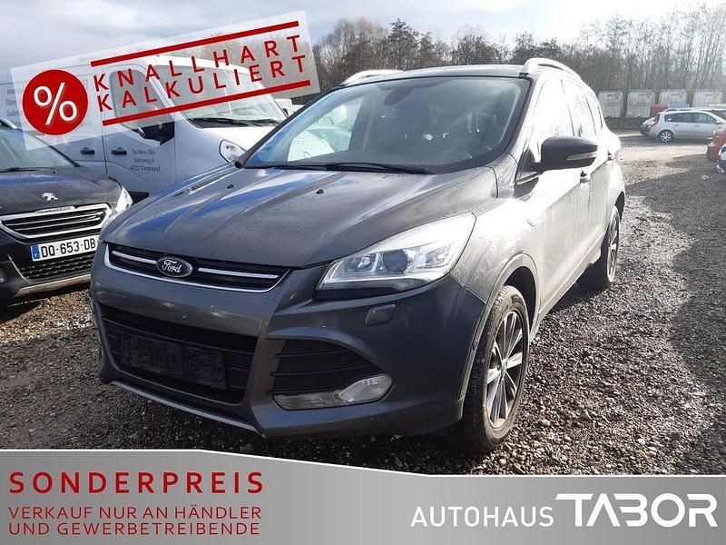Grau Gebraucht 2015 Ford Kuga Titanium SUV | 6.385 € (Fairer Preis) - Bild 1/4