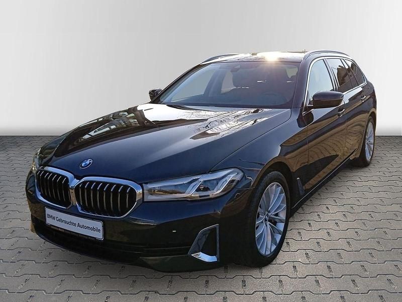 Gebraucht BMW 530 Luxury Line 245 PS (180 kW) 2023 Sophistograu brillanteffekt me Kombi
