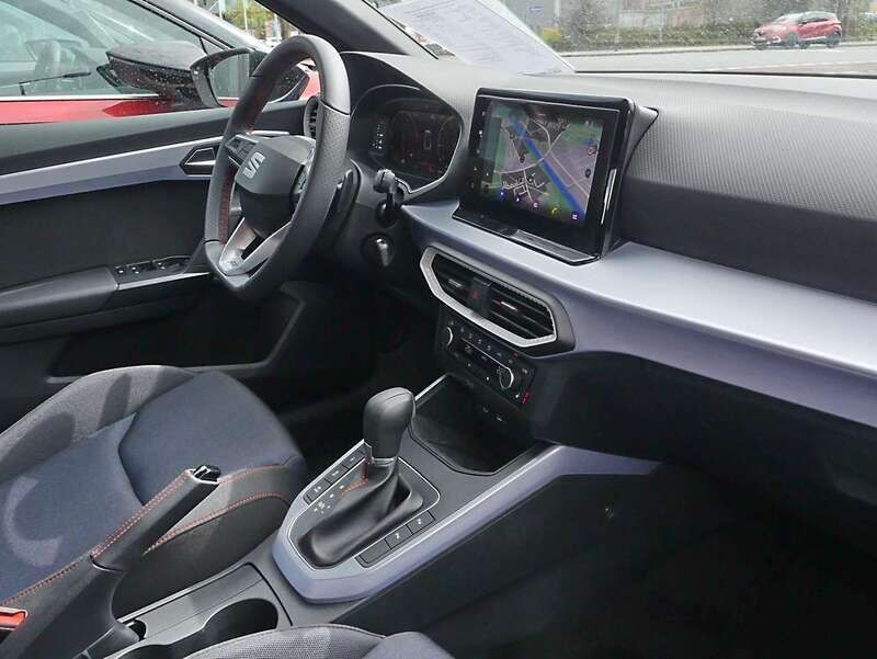 Gebraucht Seat Arona FR 116 PS (85 kW) 2024 Sapphire blau metallic SUV