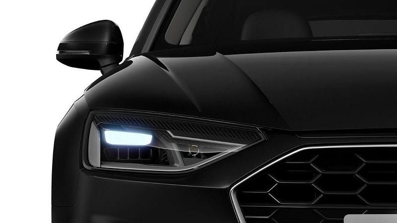 Gebraucht Audi A4 S-Line 163 PS (119 kW) 2023 Schwarz Kombi