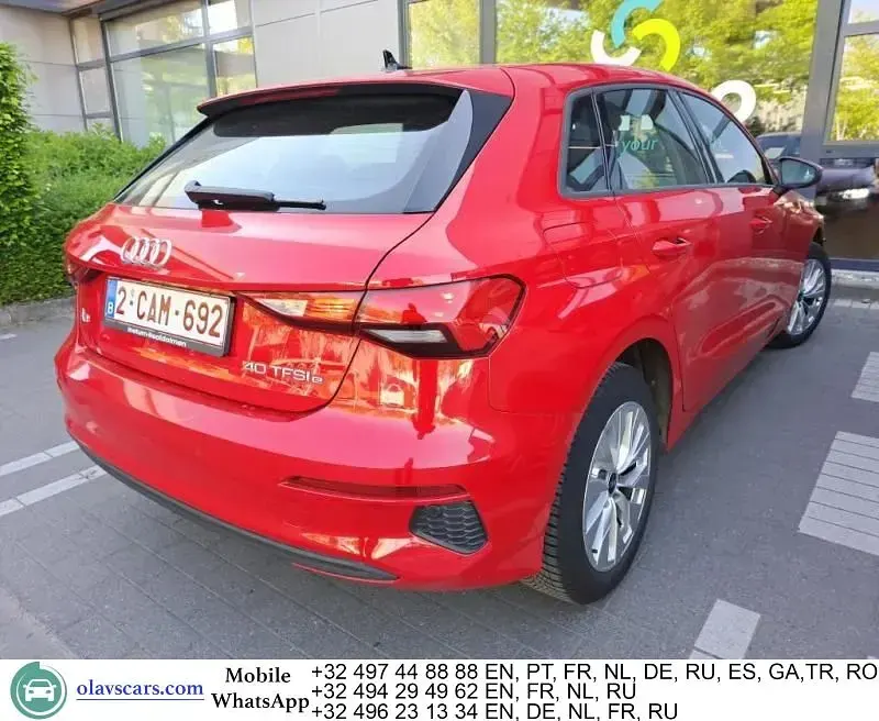 Gebraucht Audi A3 204 PS (150 kW) 2022 Rot Limousine