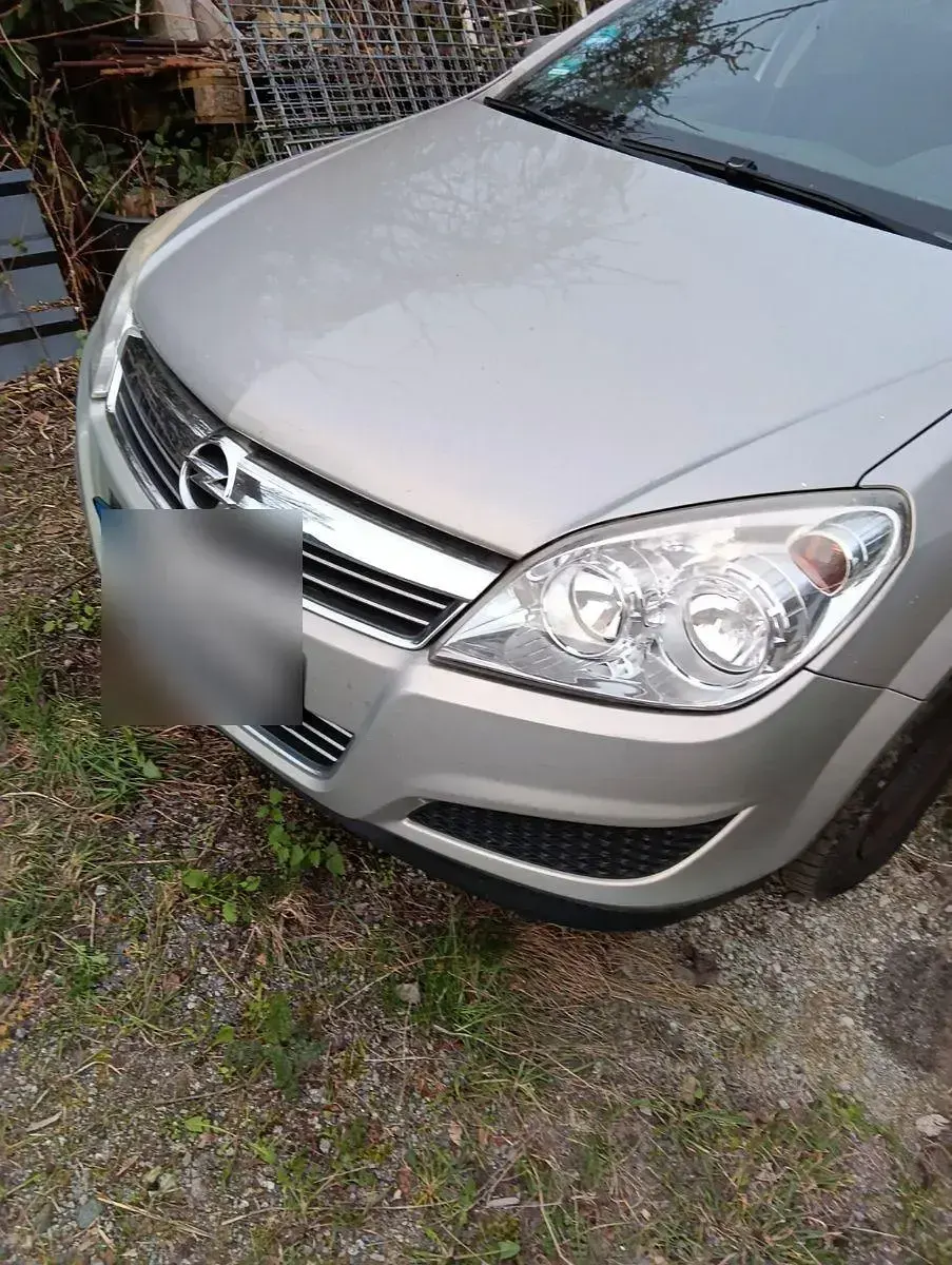 Gebraucht Opel Astra Edition 116 PS (85 kW) 2008 Grau Kombi