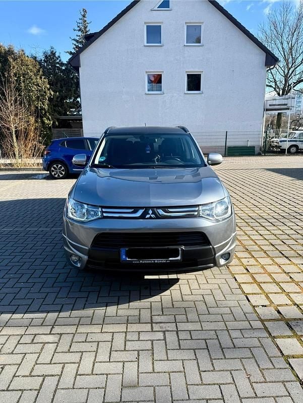 Gebraucht Mitsubishi Outlander 150 PS (110 kW) 2013 Grau SUV