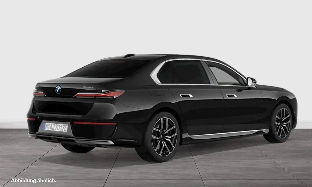 Second-hand BMW 750e Executive 489 CP (359 kW) 2024 Negru Berlinǎ