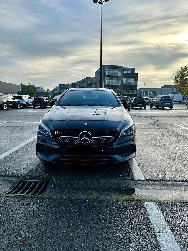 Gebraucht Mercedes CLA250 2018 Schwarz Limousine