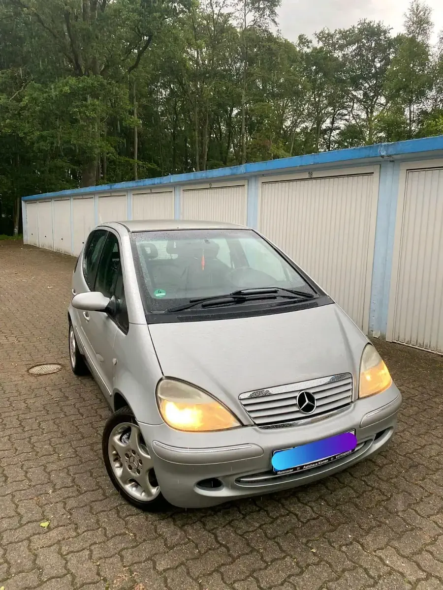Gebraucht Mercedes A190 125 PS (91 kW) 2003 Grün Kleinwagen