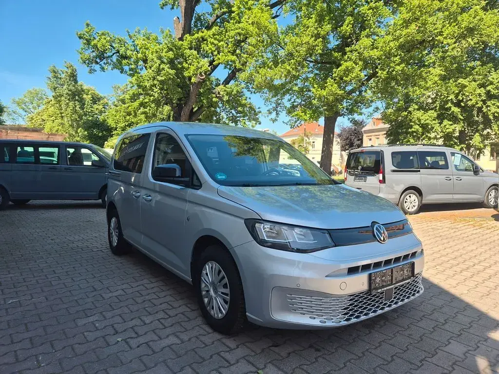 Gebraucht VW Caddy 102 PS (75 kW) 2022 Silber Van / Kleinbus