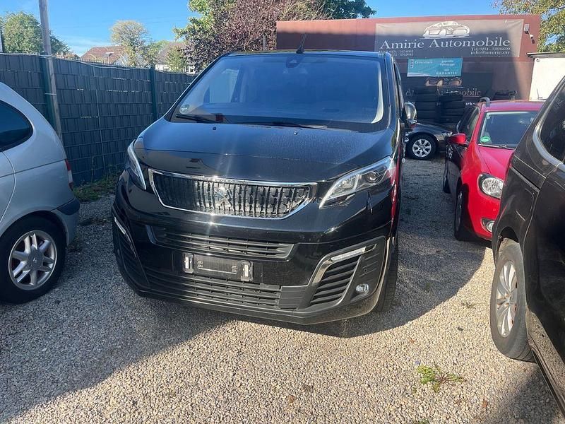 Schwarz Gebraucht 2018 Peugeot Traveller Allure Van / Kleinbus | 21.000 € (Superpreis) - Bild 1/4
