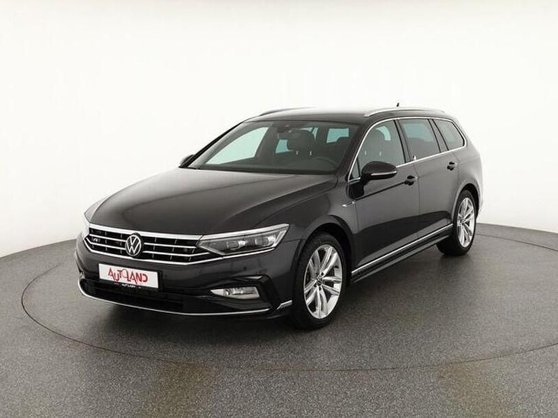 Grau Gebraucht 2024 VW Passat R-line Kombi | 32.990 € (Teuer) - Bild 1/4