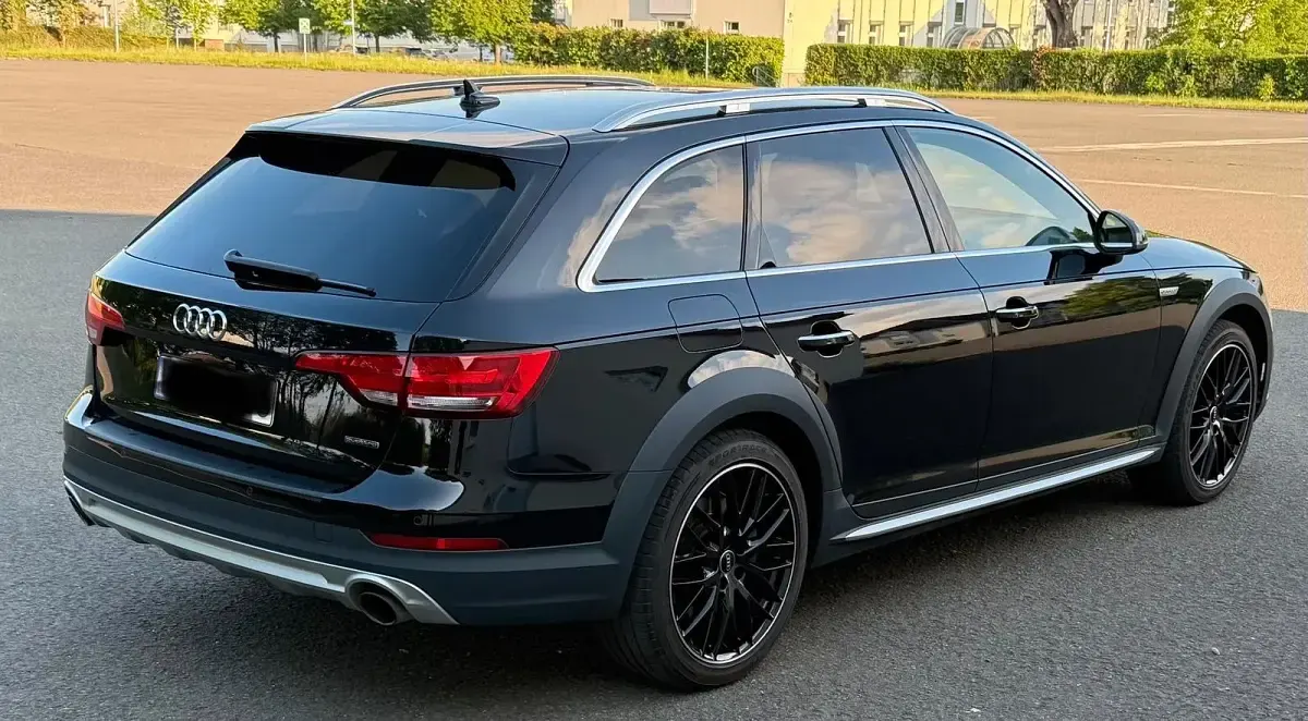 Gebraucht Audi A4 Allroad 245 PS (180 kW) 2019 Schwarz Kombi