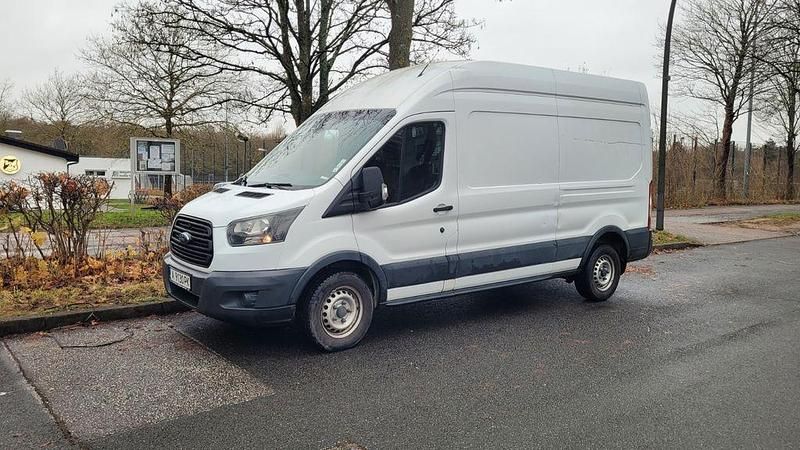 Gebraucht Ford Transit 136 PS (100 kW) 2016 Weiß Van / Kleinbus