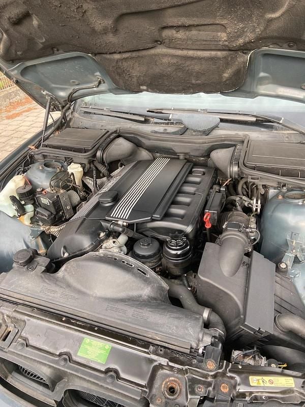 Gebraucht BMW 523 170 PS (125 kW) 1999 Kombi