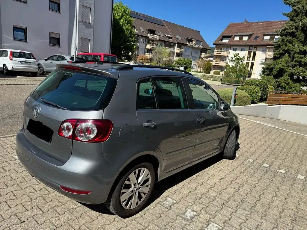 Gebraucht VW Golf Plus 105 PS (77 kW) 2013 Grau Van / Kleinbus