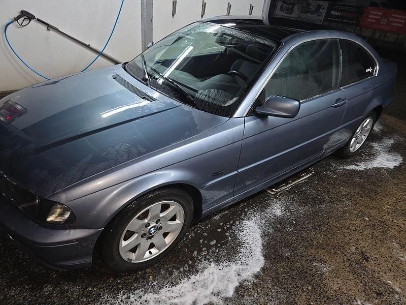 Gebraucht 2001 BMW 320 Coupé | 2.750 € (Superpreis) - Bild 1/4