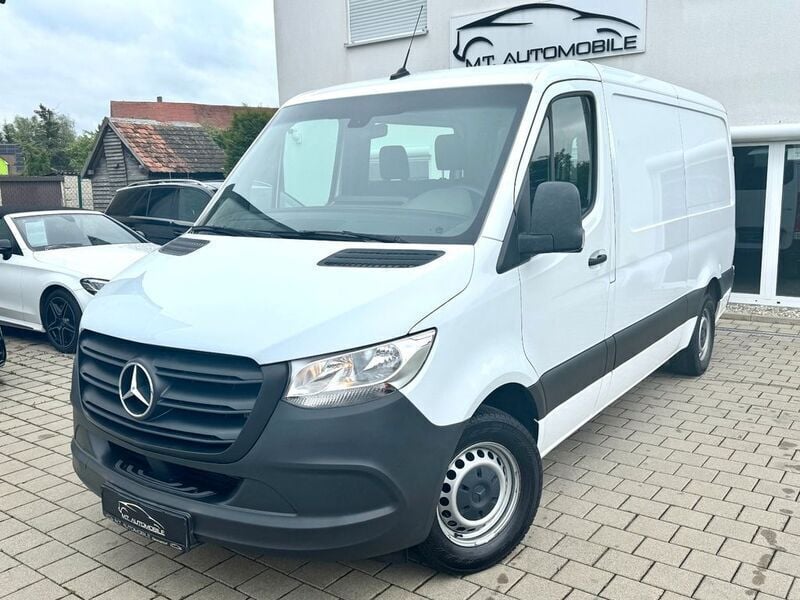 Gebraucht Mercedes Sprinter 163 PS (119 kW) 2019 Arktikweiss Van