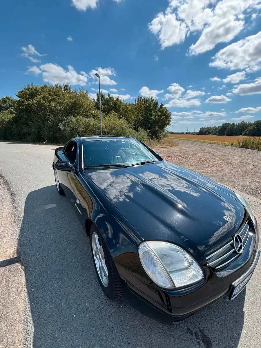 Gebraucht Mercedes SLK230 193 PS (141 kW) 1999 Schwarz Cabrio
