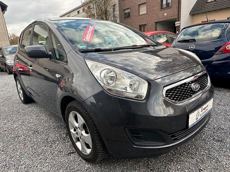 Gebraucht Kia Venga Edition 7 90 PS (66 kW) 2012 Grau Kleinwagen