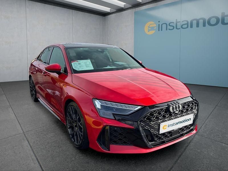 Gebraucht Audi RS3 400 PS (294 kW) 2025 Rot Limousine