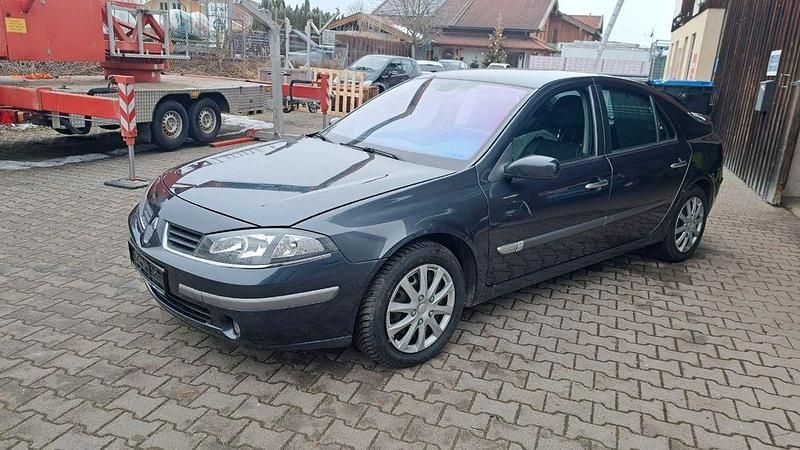 Gebraucht Renault Laguna II Dynamique 135 PS (99 kW) 2005 Grau Limousine