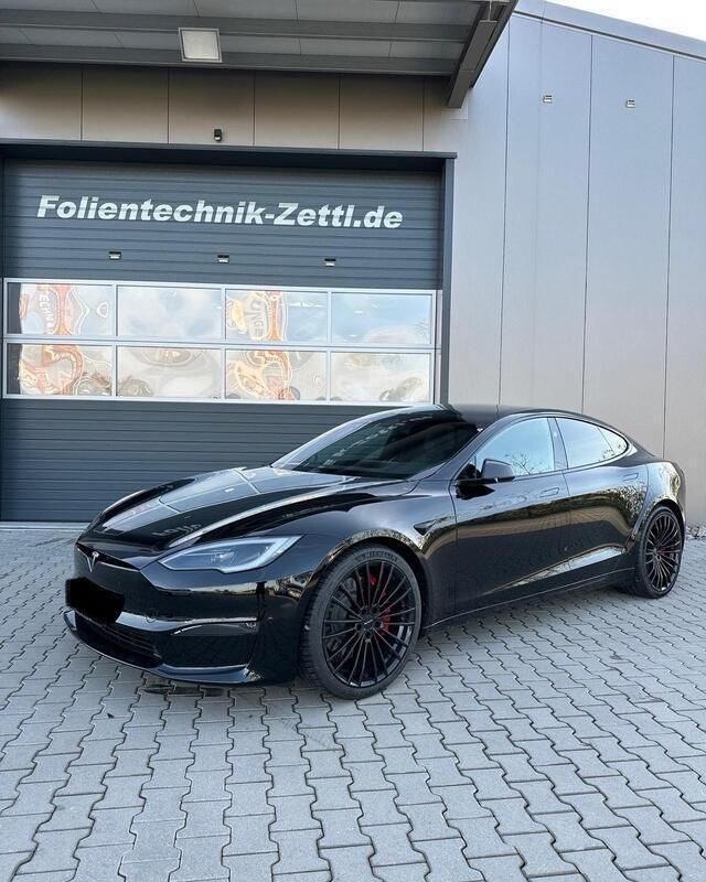 Schwarz Gebraucht 2024 Tesla Model S Plaid Limousine | 105.000 € - Bild 1/4