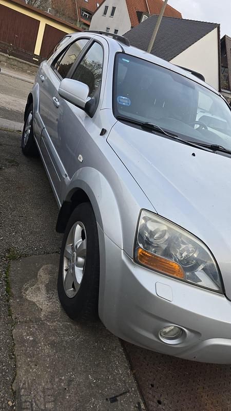 Gebraucht Kia Sorento 210 PS (154 kW) 2008 Silber SUV