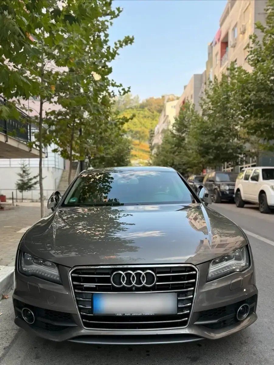 Gebraucht Audi A7 Sportback Design 245 PS (180 kW) 2013 Beige Kleinwagen