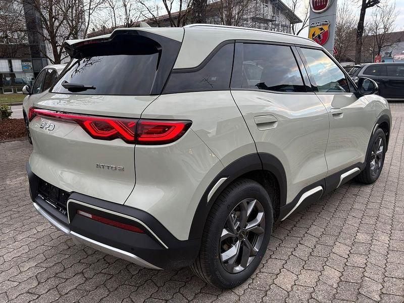 Neu BYD Atto 2 Comfort 150 kW (204 PS) 2026 Grün SUV