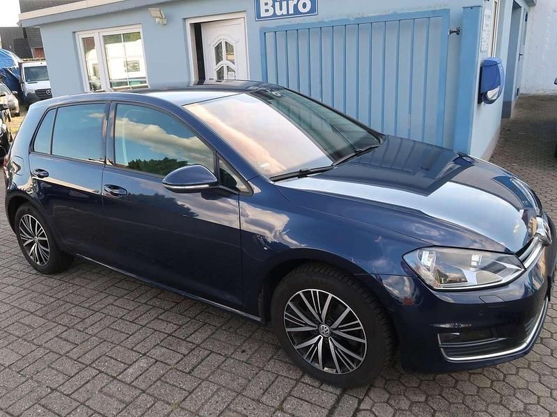 Other Gebraucht 2016 VW Golf VII Allstar Limousine | 11.250 € (Fairer Preis) - Bild 1/4