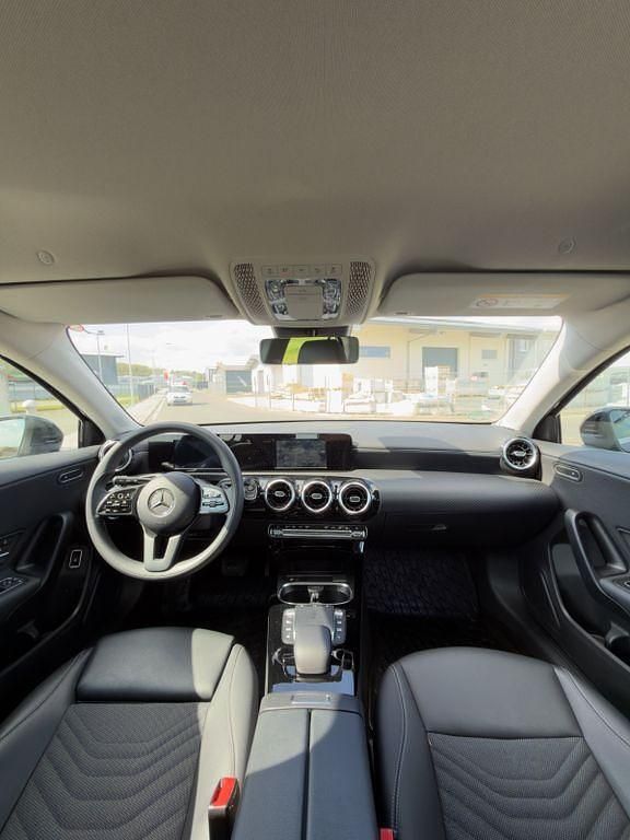 Gebraucht Mercedes A250 218 PS (160 kW) 2022 Schwarz Limousine