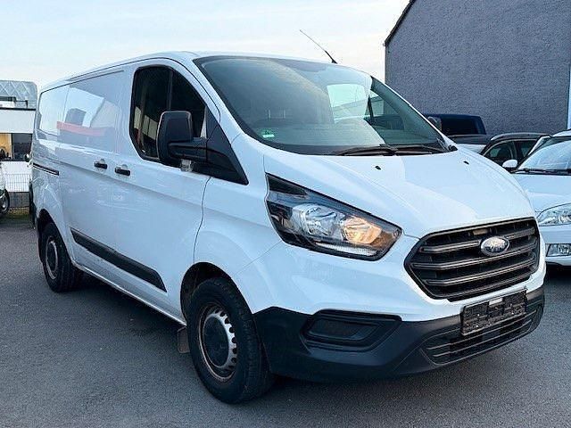 Gebraucht Ford Transit Custom 105 PS (77 kW) 2019 Weiß Van / Kleinbus