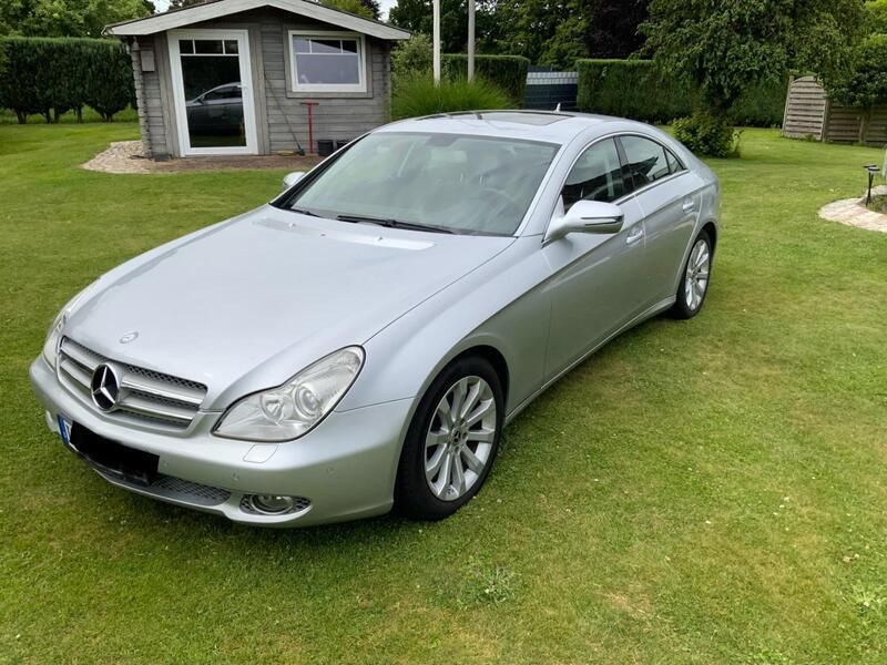 Silber Gebraucht 2010 Mercedes CLS350 Coupé | 11.750 € (Fairer Preis) - Bild 1/4