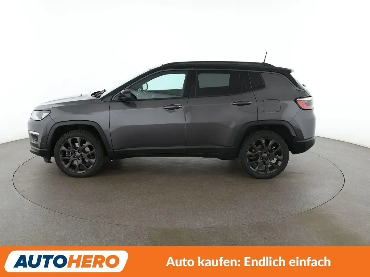 Gebraucht Jeep Compass 241 PS (177 kW) 2021 Grau SUV