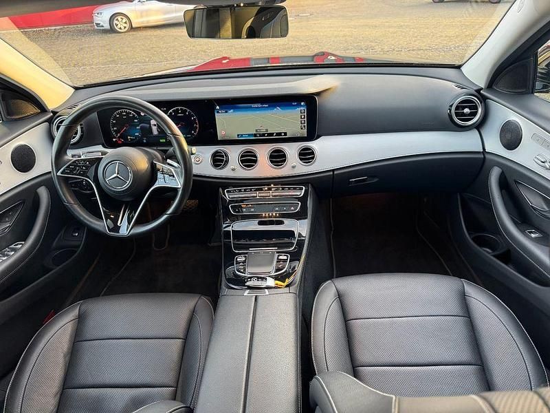 Gebraucht Mercedes E450 Avantgarde 367 PS (269 kW) 2023 Schwarz Limousine